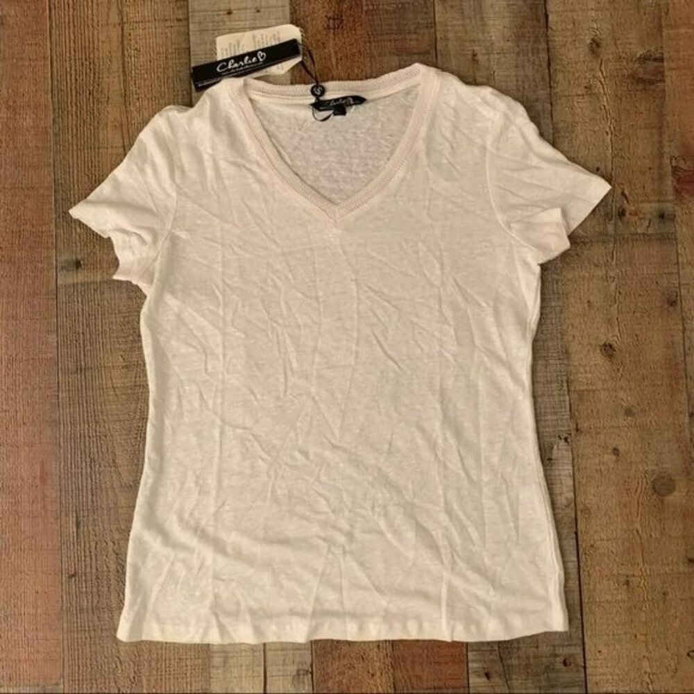 Charlie B white lightweight short sleeve tee shirt v-neck with fringe - S